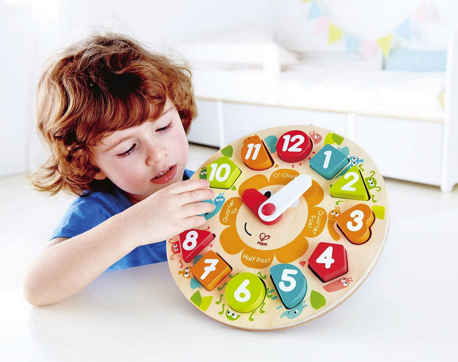 Ceas din lemn Hape - Chunky Clock