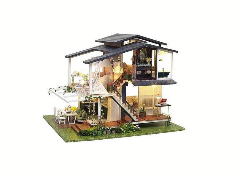 Casă din lemn  pentru copii de asamblat DIY