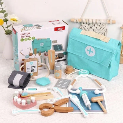 Joc educativ - Trusă de doctor din lemn cu 18 accesorii