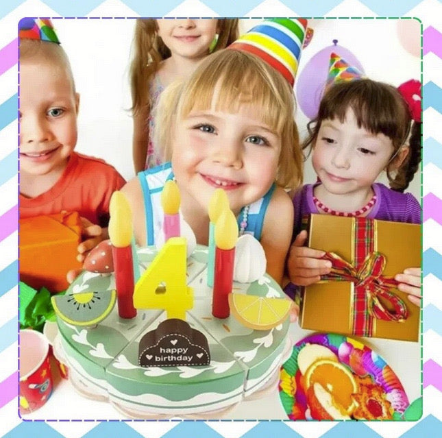 Tort de feliat din lemn - Set de joaca pentru copii cu 24 elemente, Birthday Cake