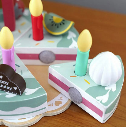 Tort de feliat din lemn - Set de joaca pentru copii cu 24 elemente, Birthday Cake