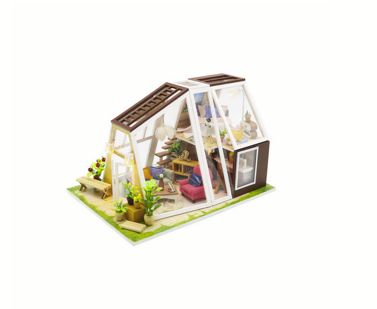 Casă de construit artizanală din lemn DIY