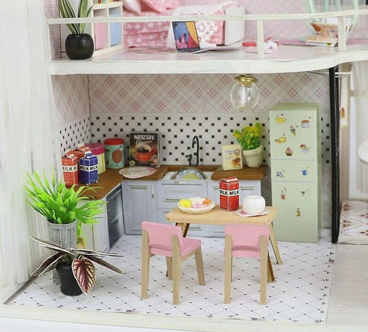 Casă de prințesă de asamblat, Căsuță pentru păpuși