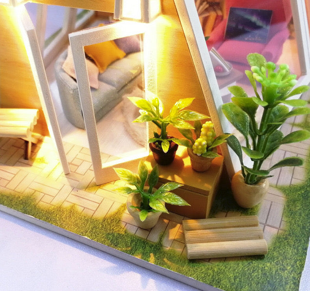 Casă de construit artizanală din lemn DIY