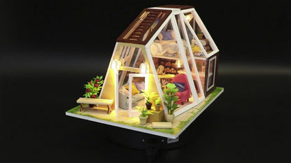 Casă de construit artizanală din lemn DIY