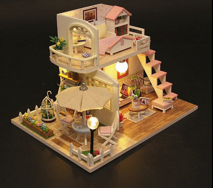 Mini căsuță de păpuși 3D