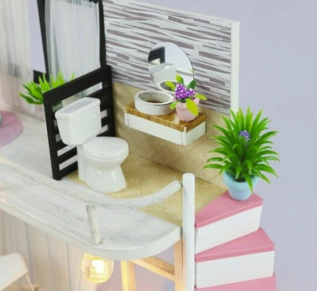 Casă de prințesă de asamblat, Căsuță pentru păpuși