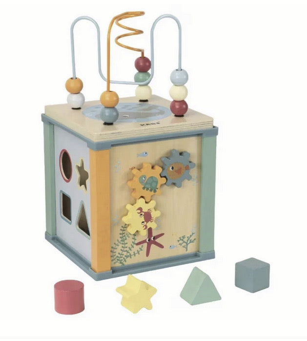 Cub educativ din lemn