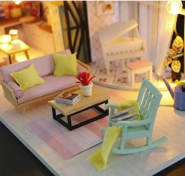 Casă de prințesă de asamblat, Căsuță pentru păpuși