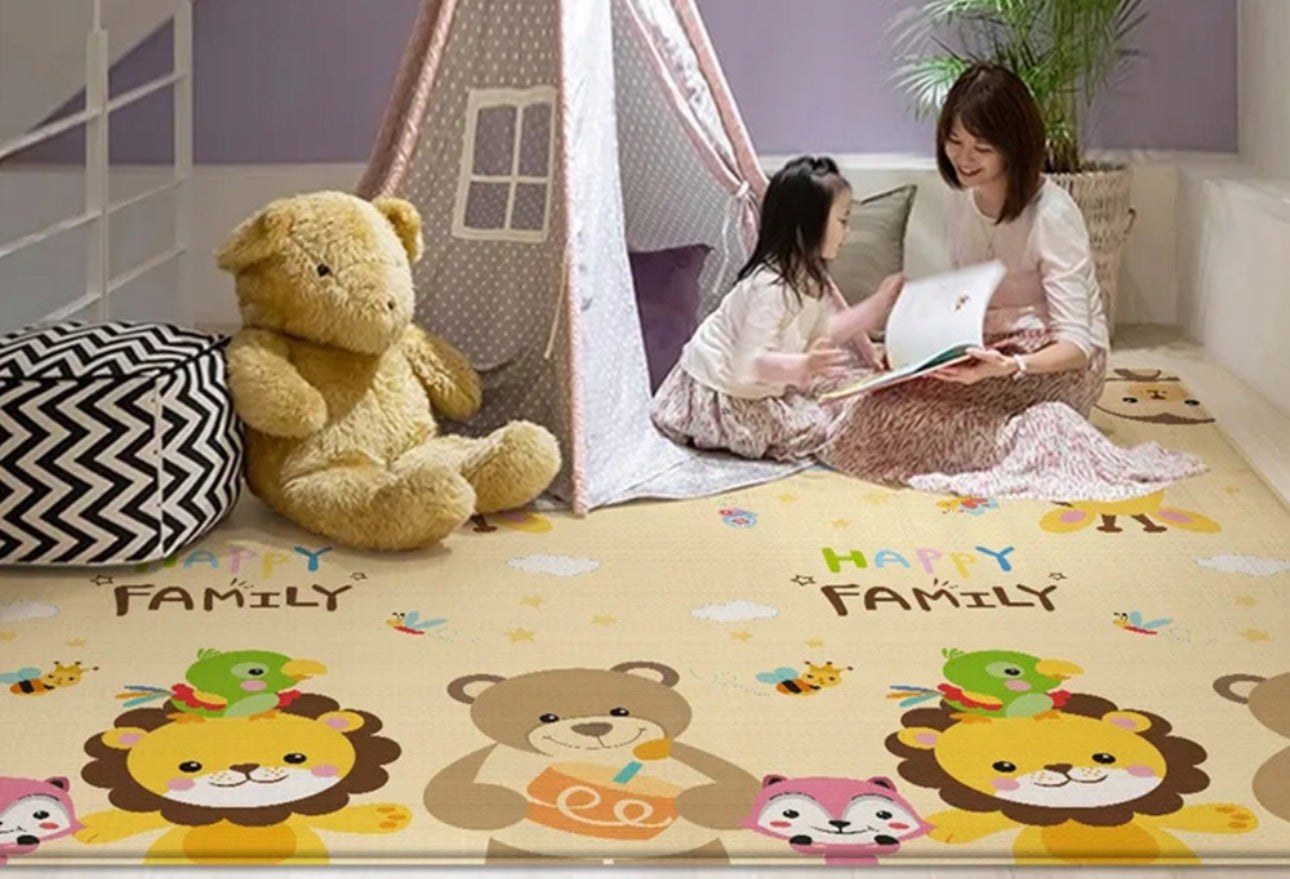 Covor de joaca pliabil, Loka®, Termic, Antiderapant, Educativ si interactiv, Reversibil, Model Ursuleti, Gri/Crem, 180x150X0.5 cm